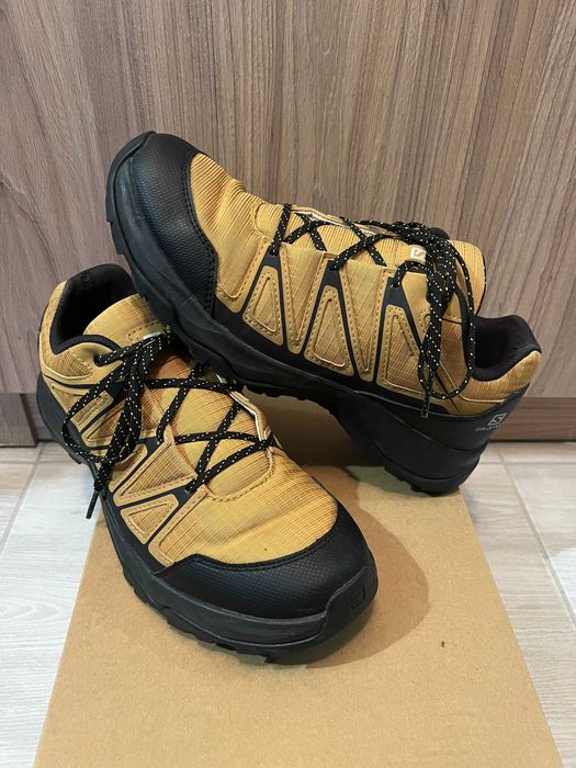 SALOMON мъжки туристически обувки номер 42