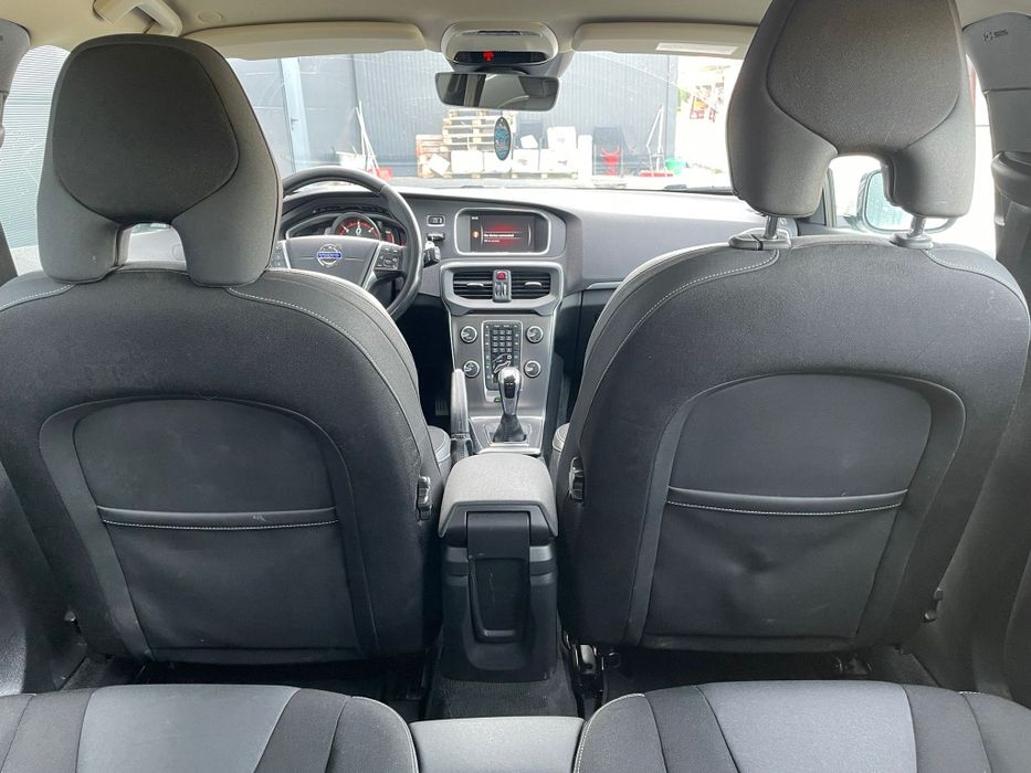 Volvo v40 2.0d 190 cai