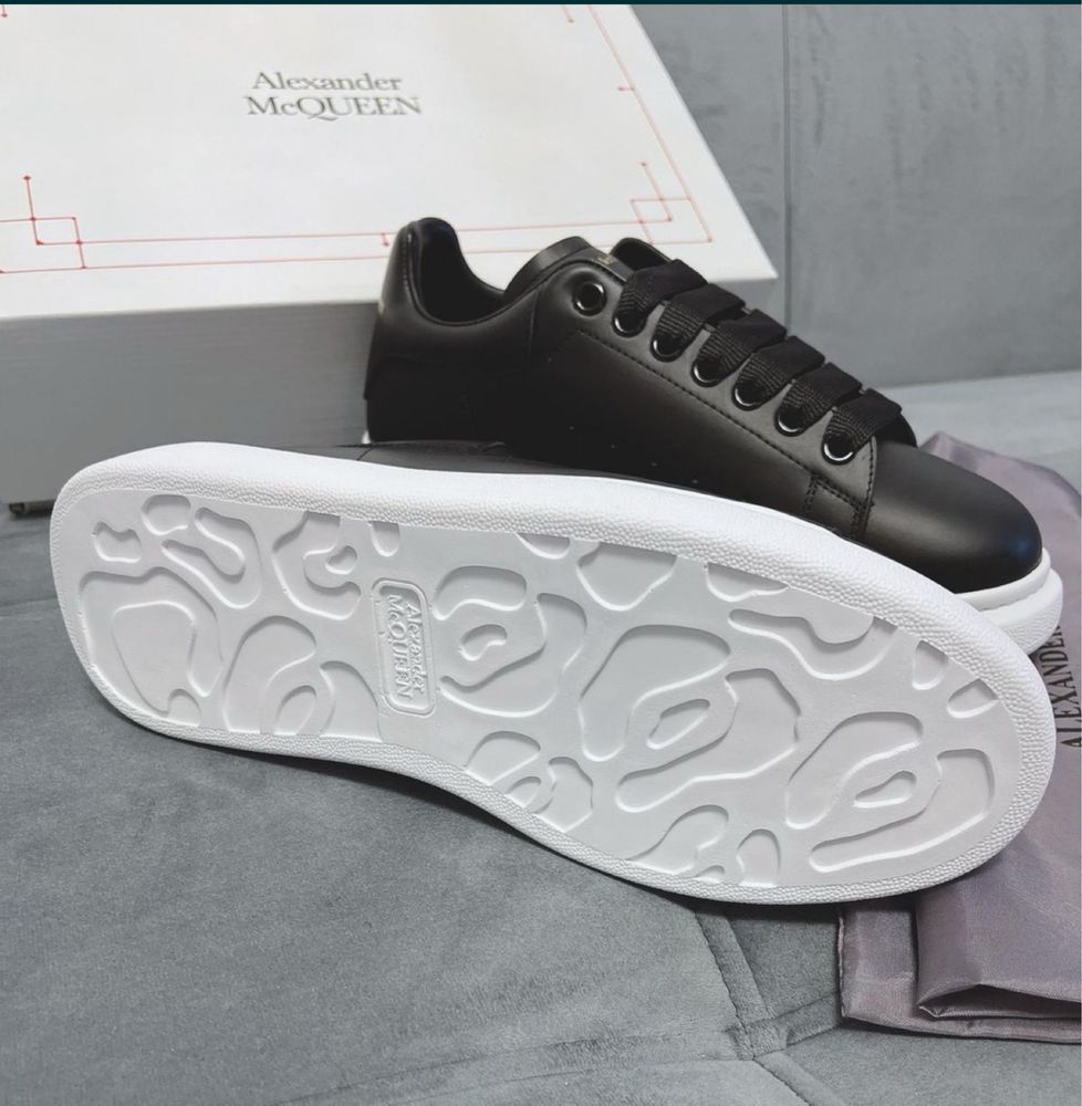 Adidasi Alexander Mcqueen negri piele naturala