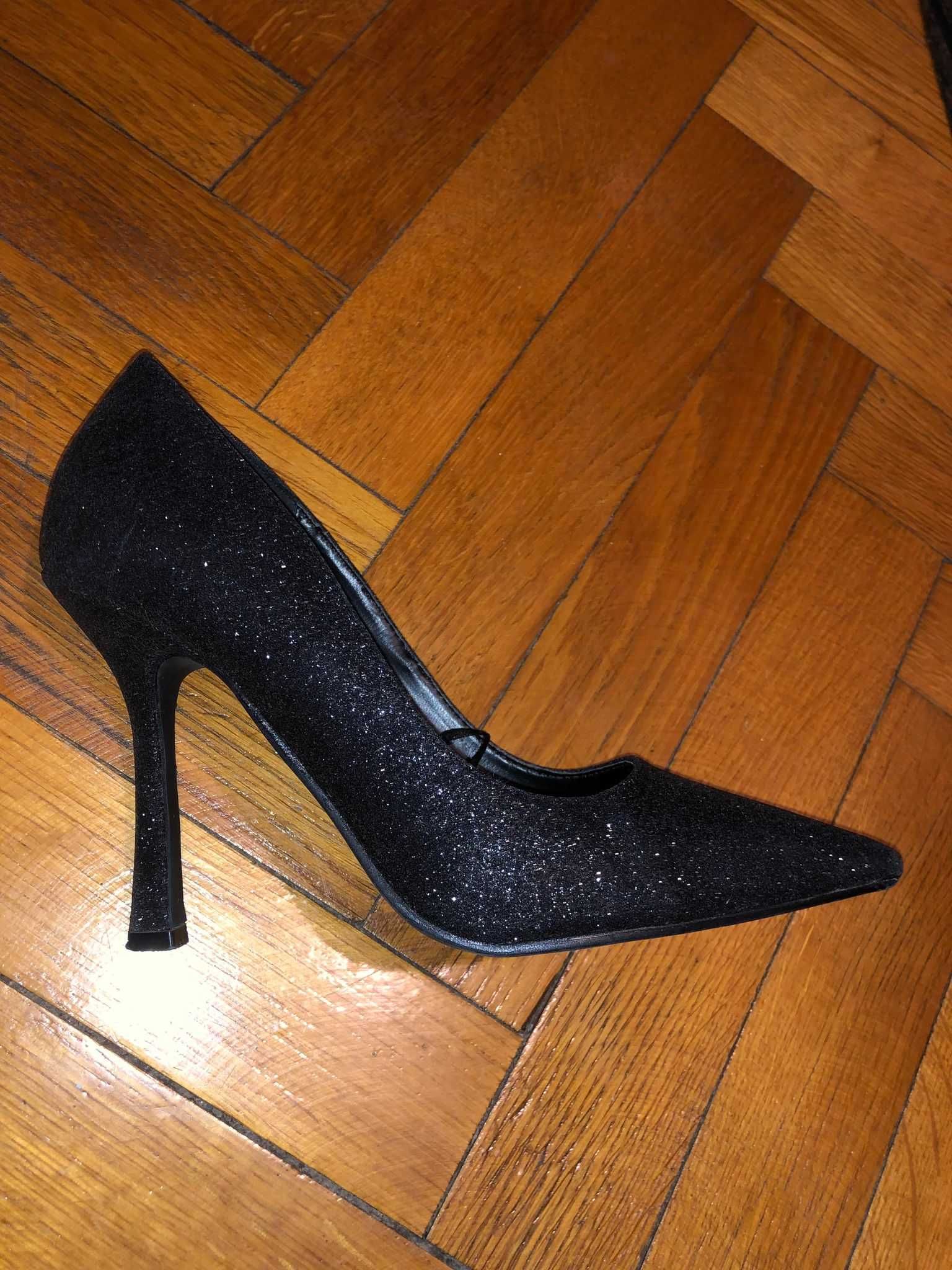 Pantofi stiletto negri, mărimea 38