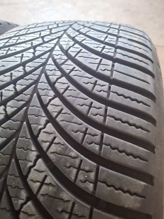2 Anvelope 205 45 r17  M+S Goodyear