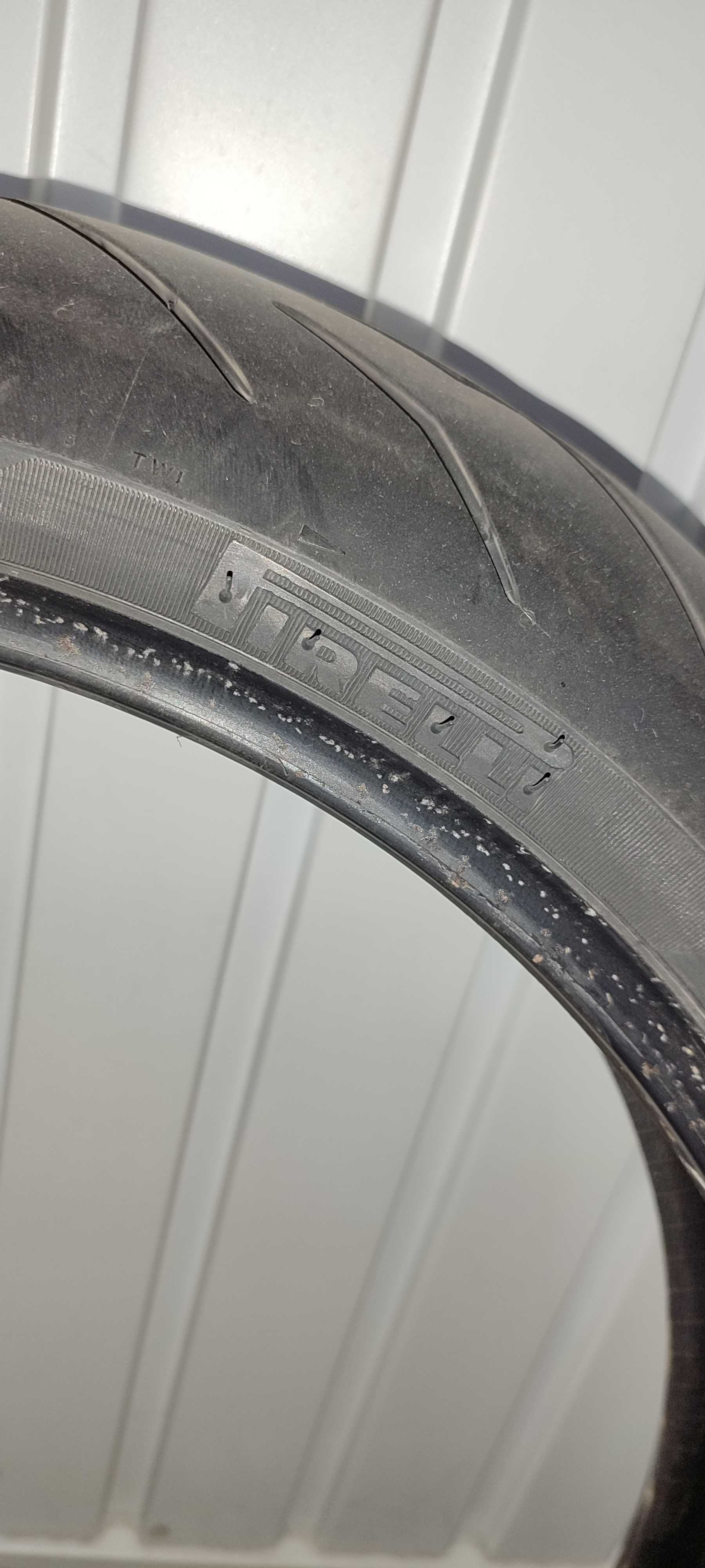 Гума 120/70/17 PIRELLI