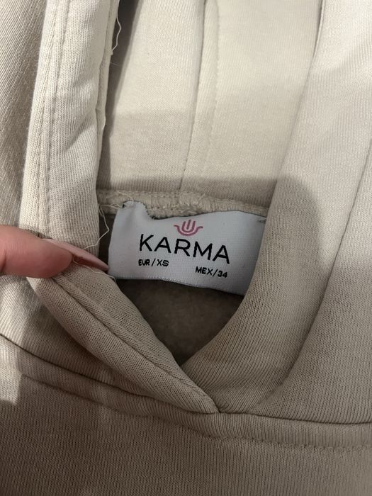 Карма несу любовъ, като чисто нова