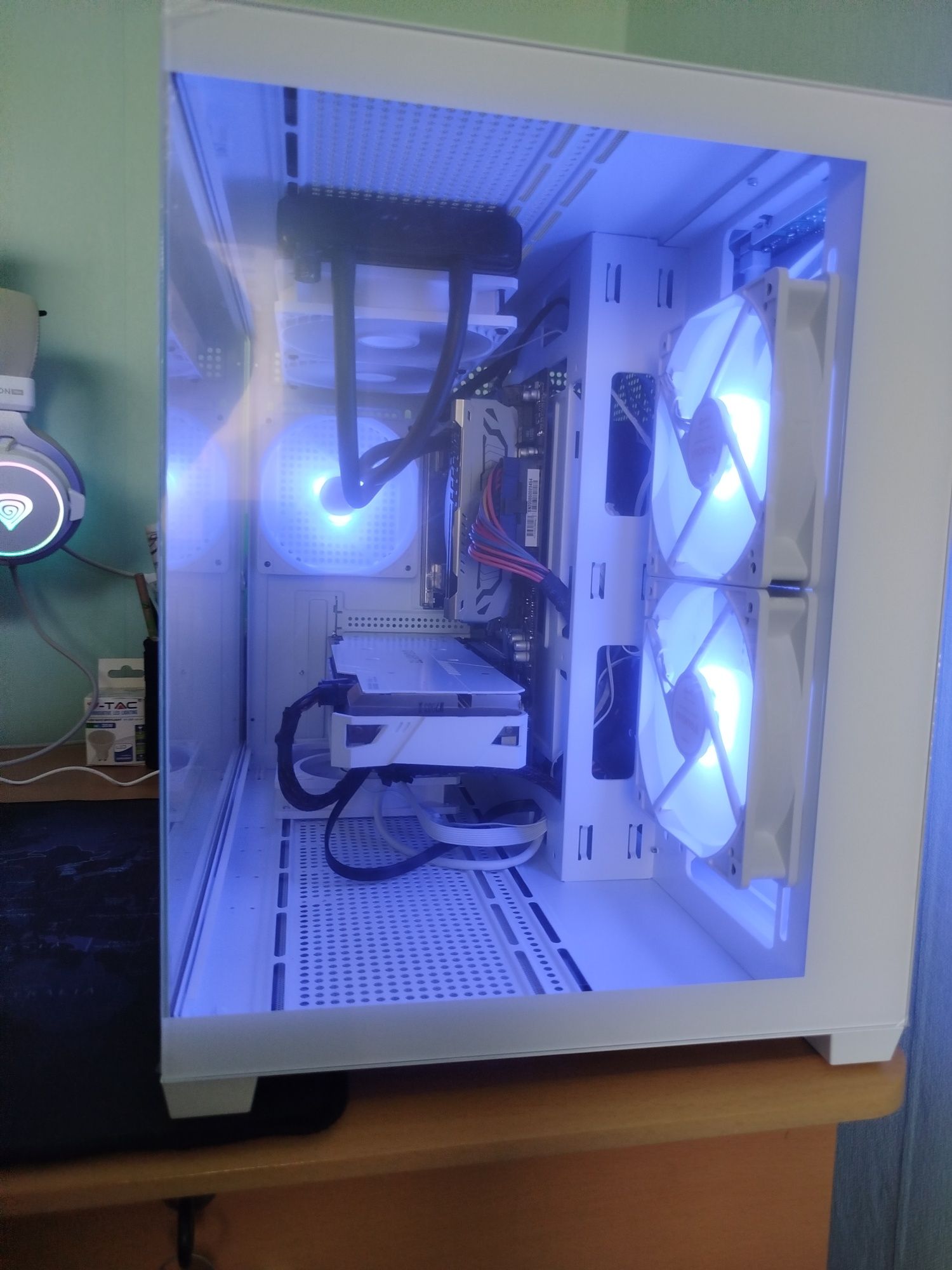 Геймърски компютър Ryzen 9 3900x ,RTX 2060 Super 8GB