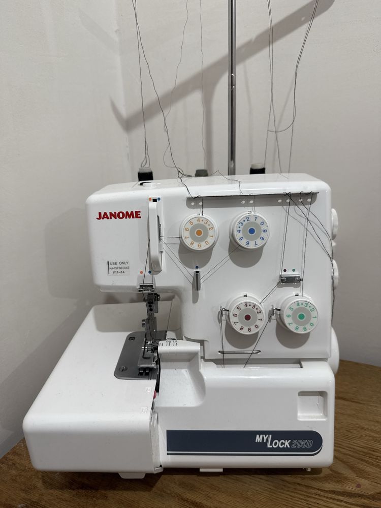 Оверлок Janome My Lock 205D  новый