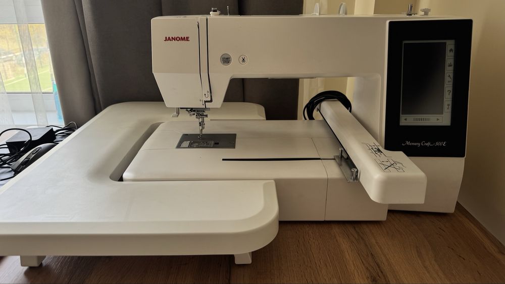 Вышивальная машинка Janome 500E