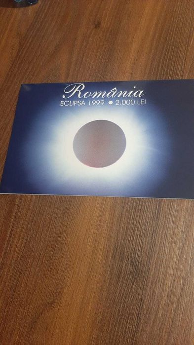 Bancnote 2000 lei Eclipsa Totala de Soare prima serie(001A) din 1999