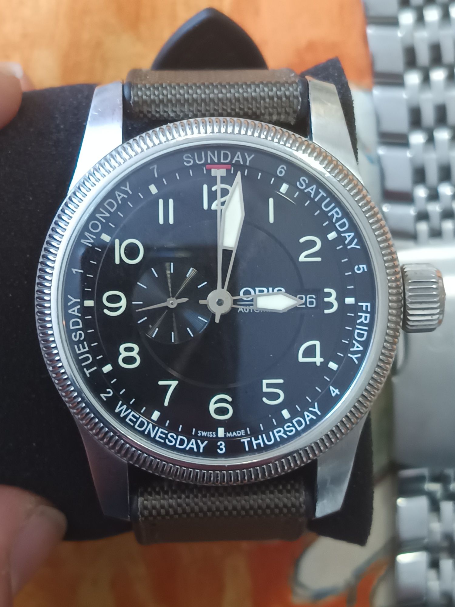 Часовник Oris big crown day,date