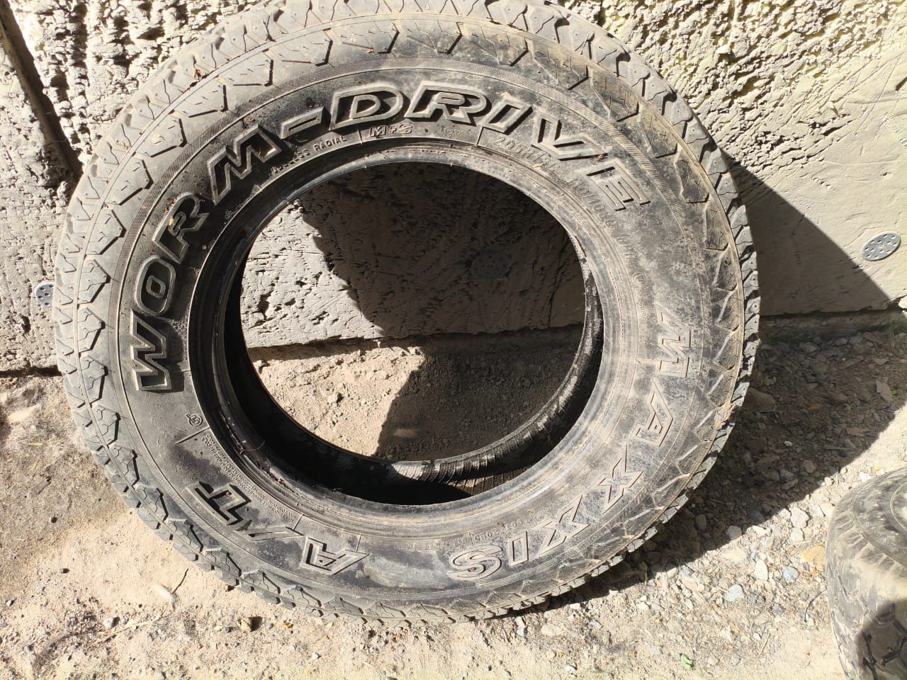 продам один балон   205 r16c