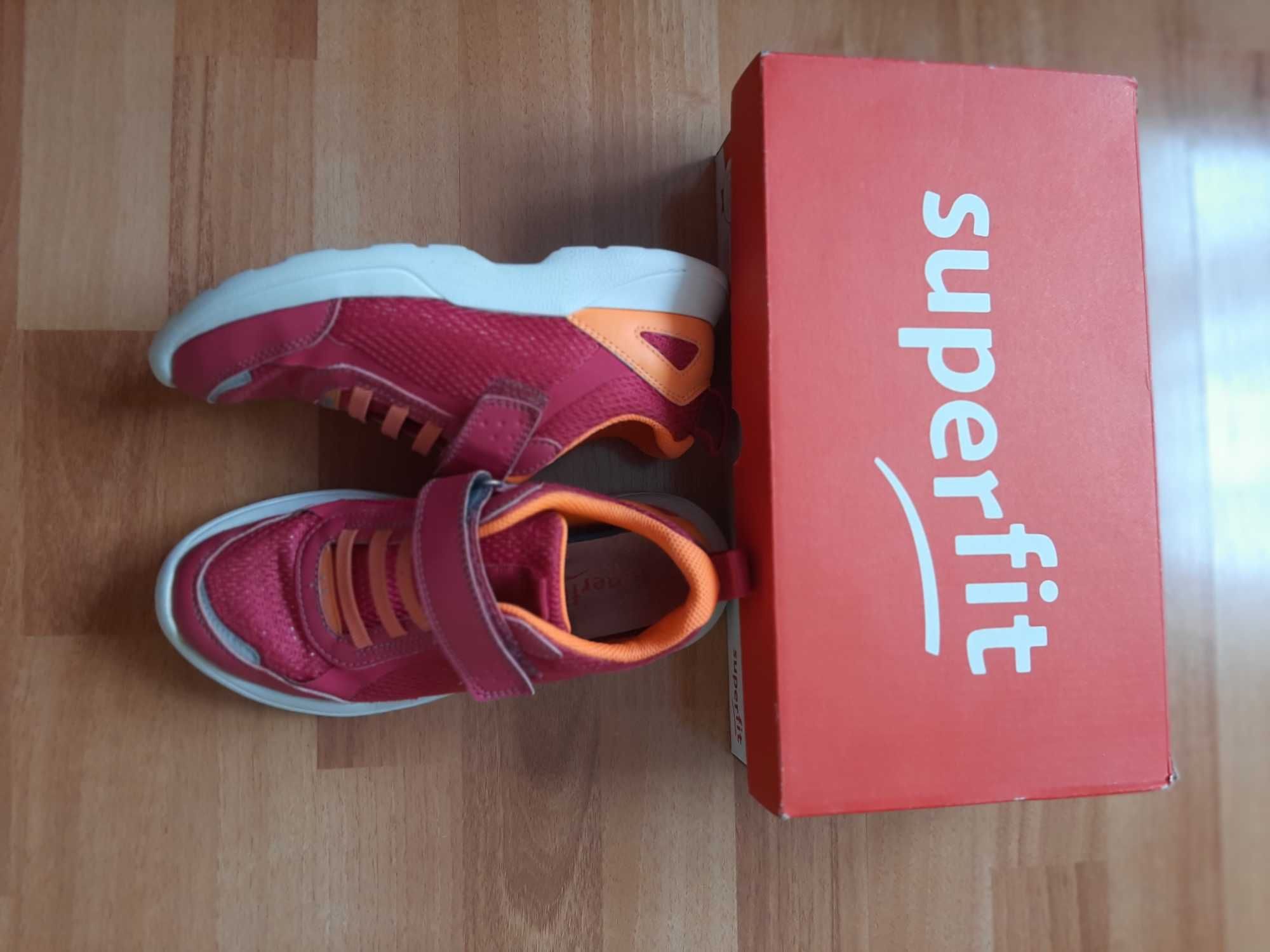 Adidasi superfit 34