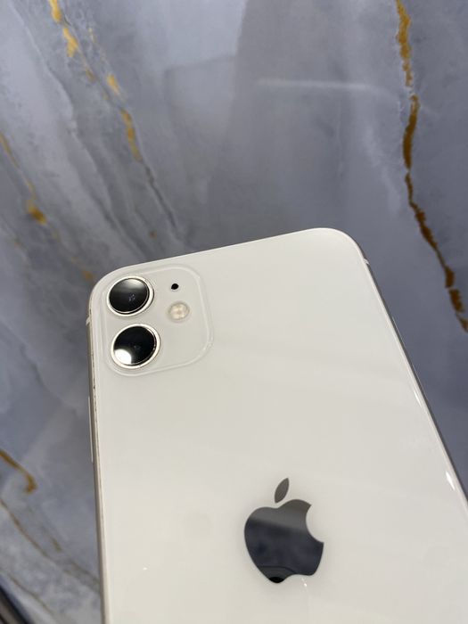 Iphone 11 ideal      .