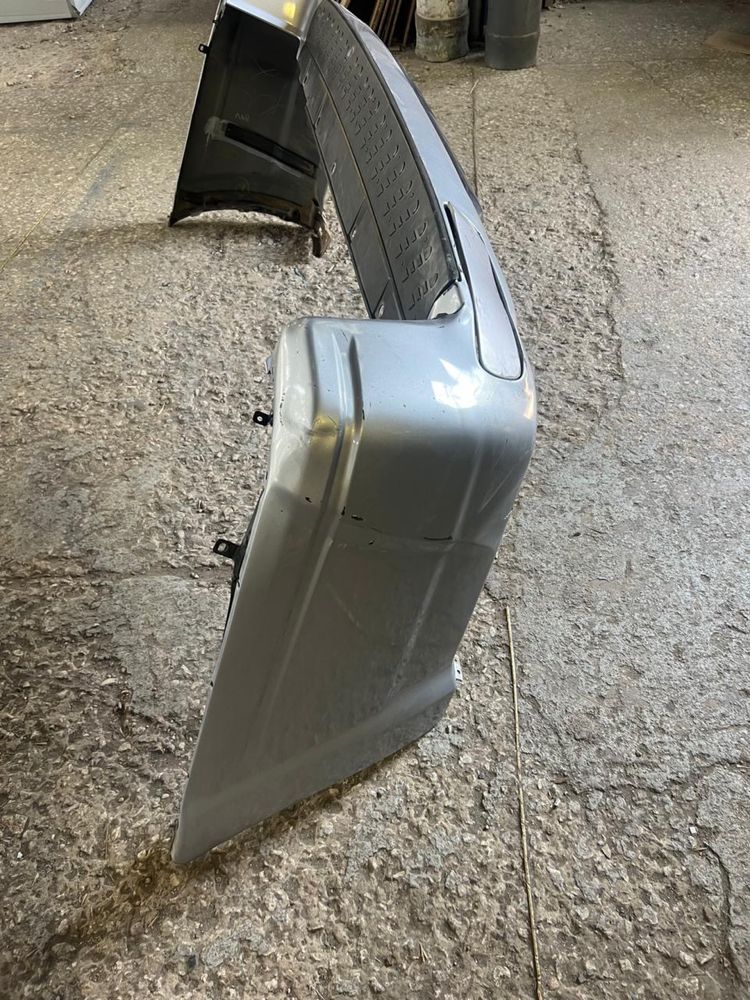 Продам бампер задний Mitsubishi Pajero  3