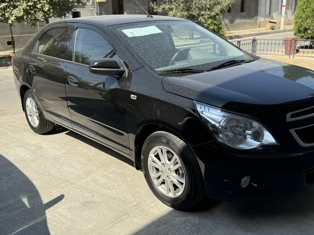 Cobalt qora 2023 avtamat 5000 km yurgan