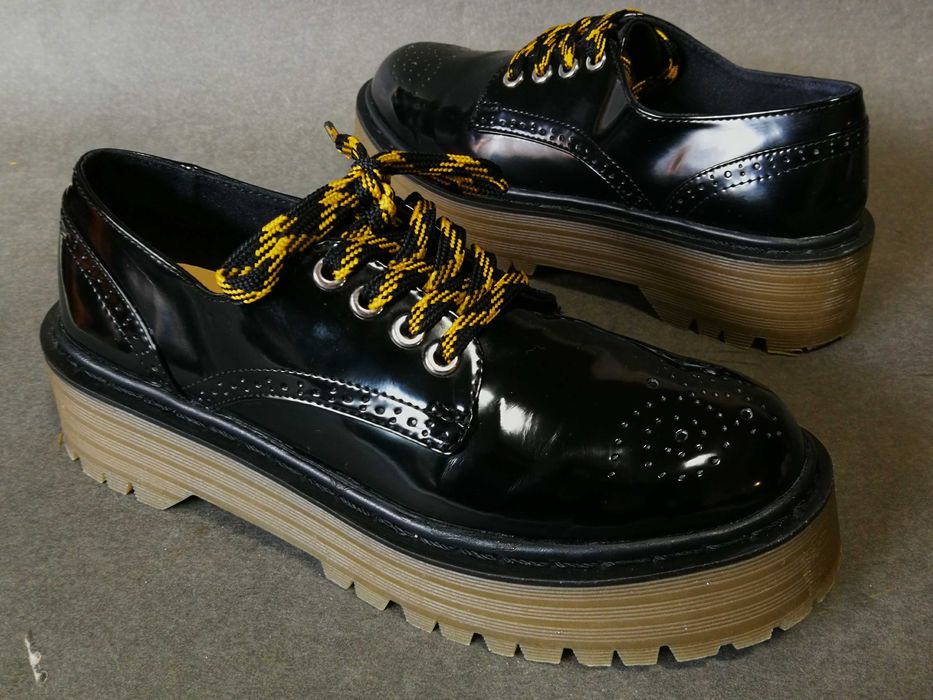 Bocanci ghete botine dama rock goth - 40 41 PULL&BEAR - Excelenti