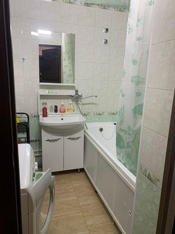 Сдам 2 ком в 10 мк посуточно