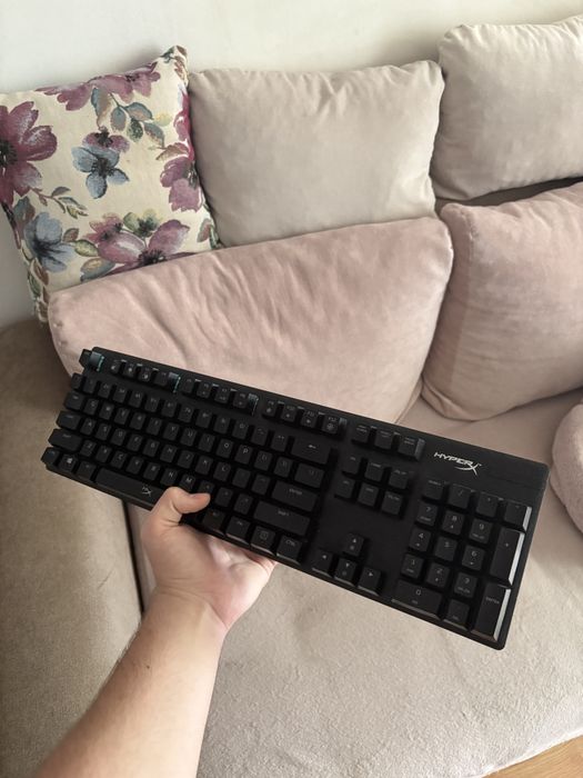 Tastatura Mecanica 100 HyperX Alloy Origins RGB