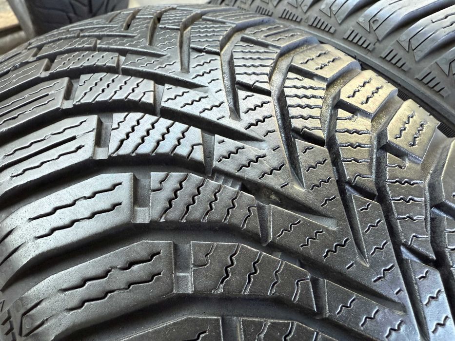 2x Anvelope Iarna 185/60 r15 - Sailun Ice Blazer Alpine +