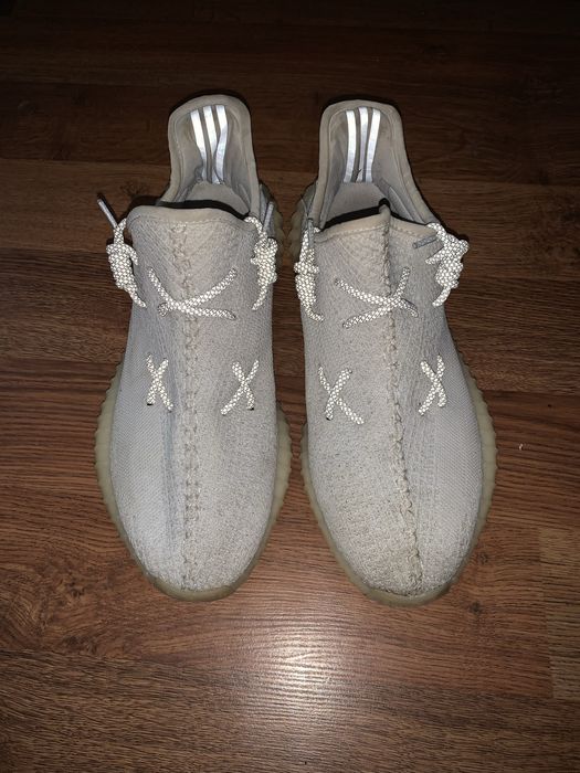 Yeezy Boost 350 V2 "Cream White"