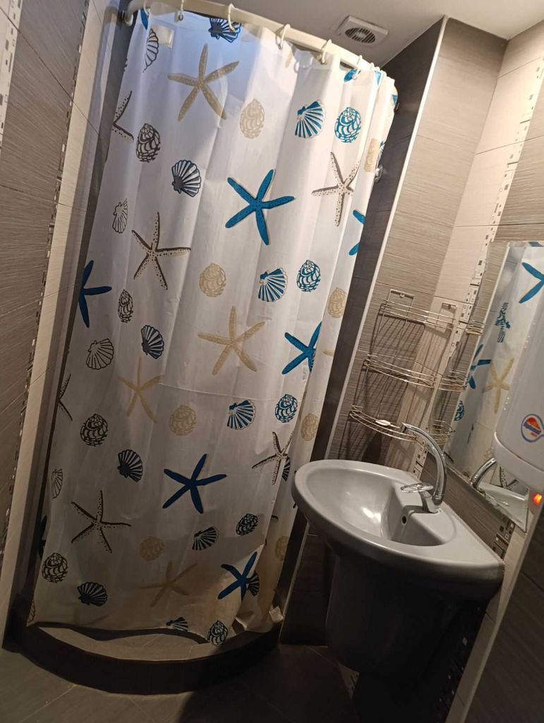 Дава се под наем Тристаен апартамент в Бургас, Изгрев - 85 кв.м за 500 € - Снимка #5