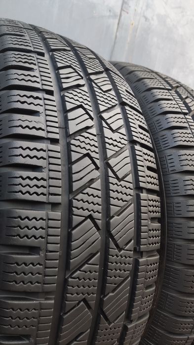 3бр. зимни бусови гуми 215/65/16C, dot24
Laufenn I FIt Van
dot24
8+mm