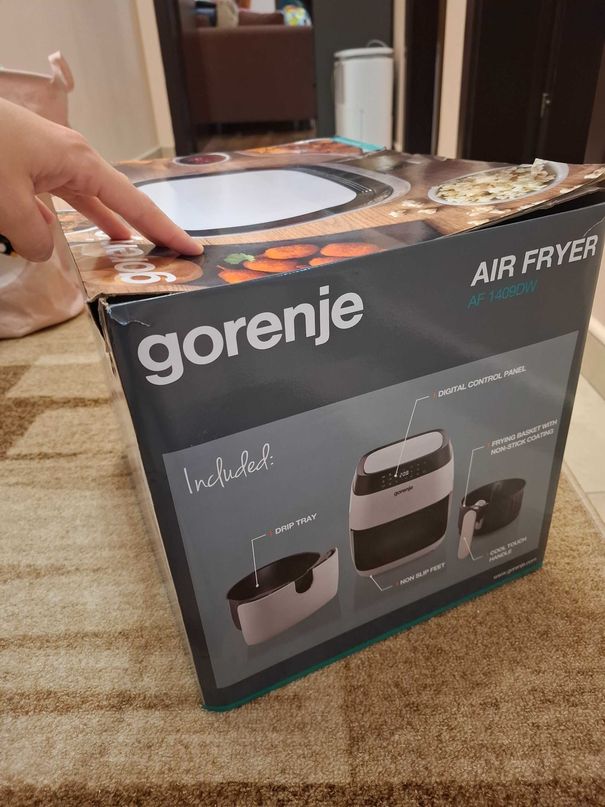 Чисто нов запечатан Air fryer Gorenje AF140