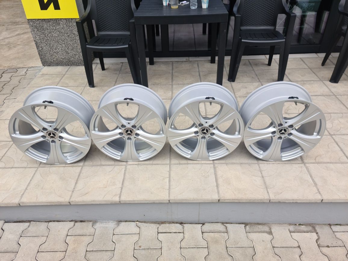 Оригинални Джанти Мерцедес/Е-Класа/GLC/W212/W213/W211-18 Като Нови