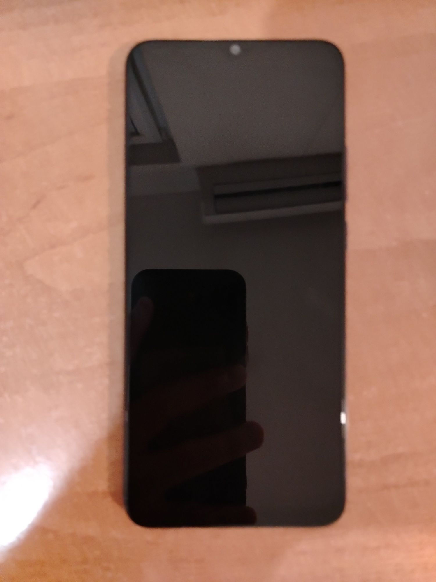 Oppo a15s много запазен