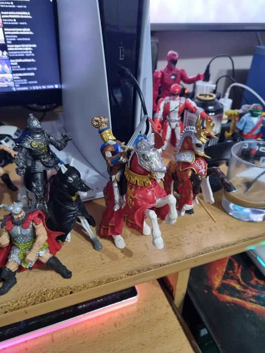 Figurine papo  regele arthur si altii