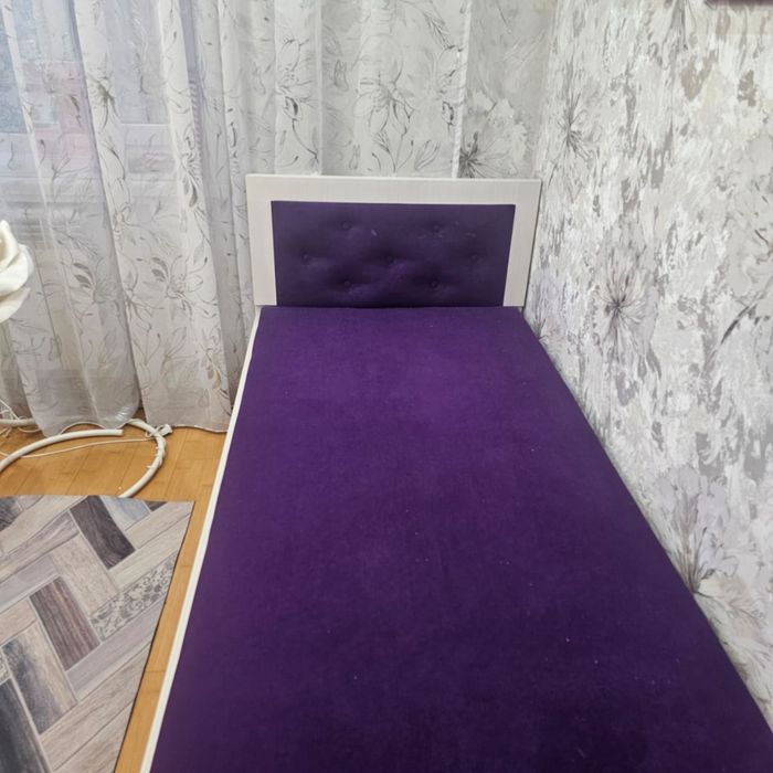 Продам две одинаковые кровати.в отличном состоянии.новые