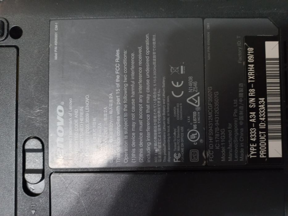 Lenovo s10 si Acer aspire one ZG5 mini laptop