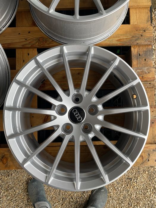 17 цола 5 х 112 мм Ауди , Audi  A 5 , A 6 , A 4 , A 3