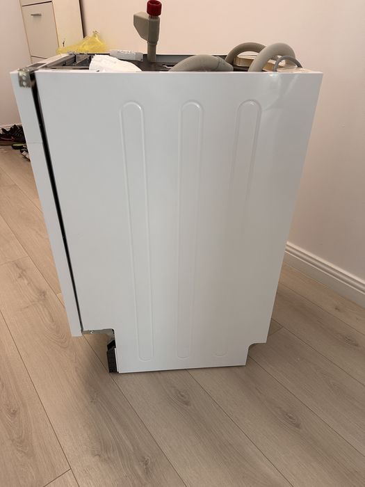 Masina de spalat vase Piramis