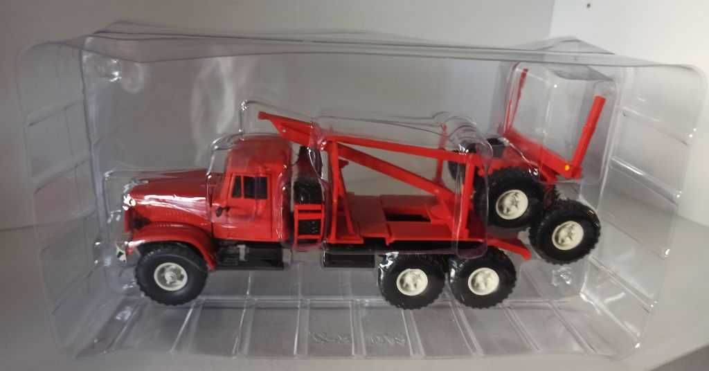 Macheta KrAZ 214L camion transport busteni - MCG / Nash Avtoprom 1/43