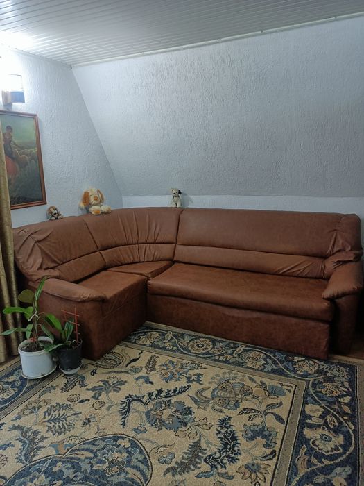 Colțar extensibil din semipielie