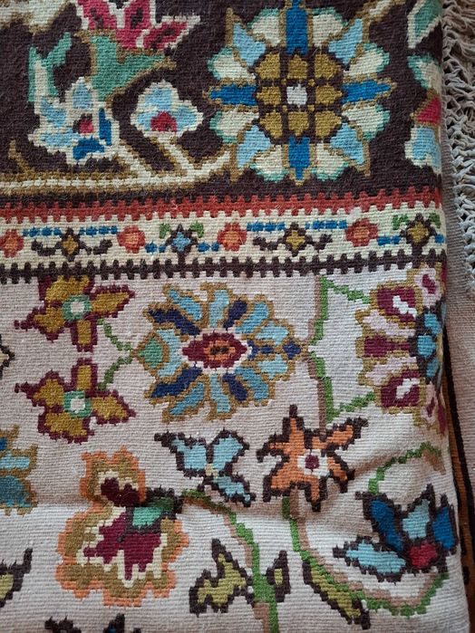 Голям котленски килим