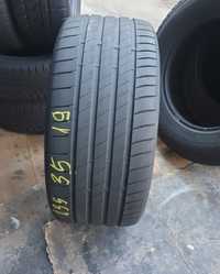 1 Anvelopa Vară Bridgestone 235 35 19 impecabilă.