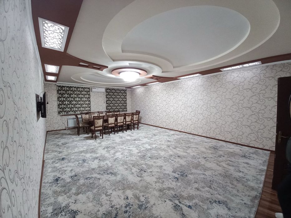 Аренда Новастройка 4 хонали 2 та санузел 3 этаж Микрорайонда жойлашган