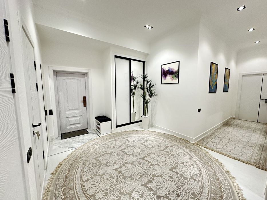 Яккасарай Шот Руставели 3.хонали Янги ремонт хеч ким яшамаган