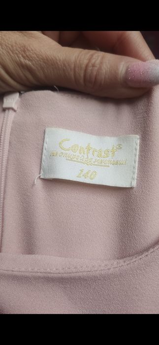 Официална рокля за повод.