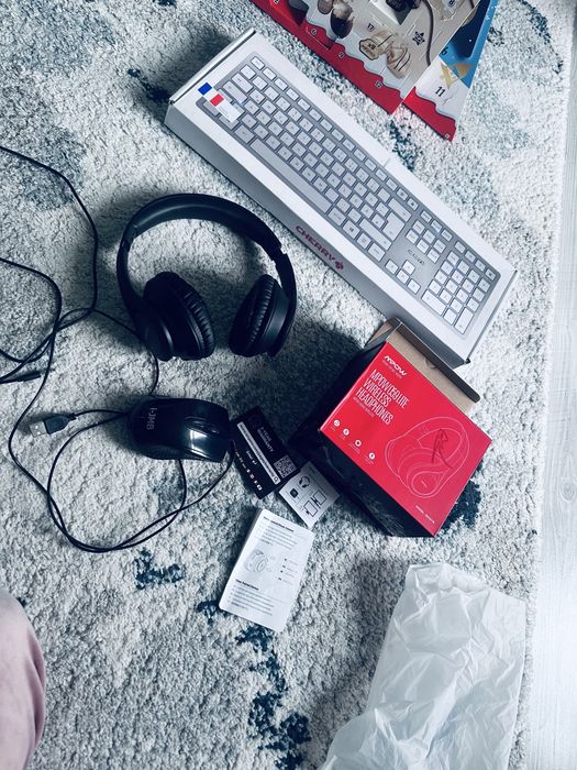 Tastatura cherry super slim