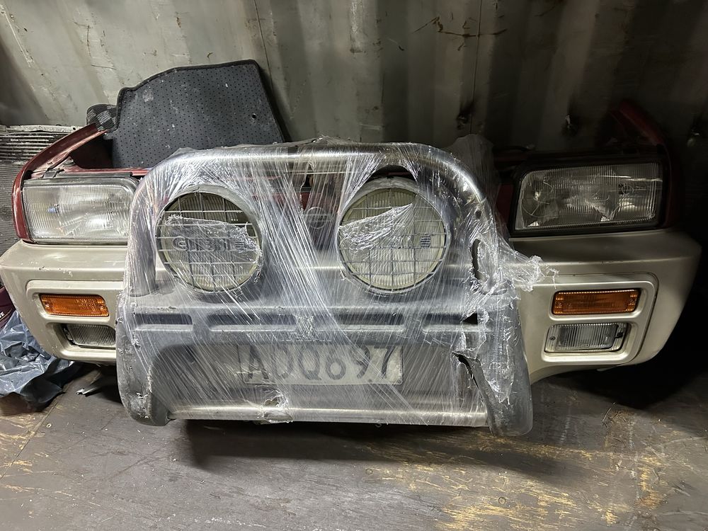 Морда на Nissan Mistral