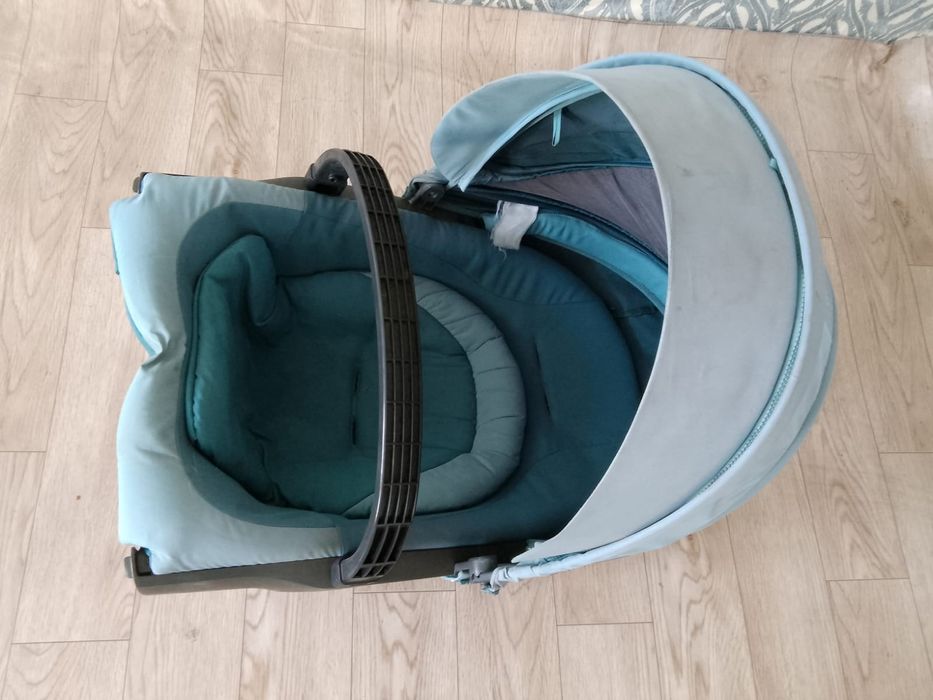 Продам коляску в отличном состоянии