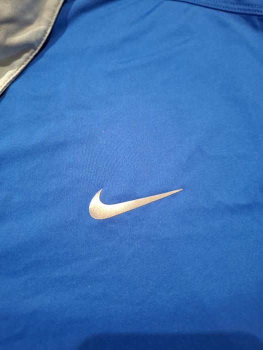 Tricoi de la Nike albastru