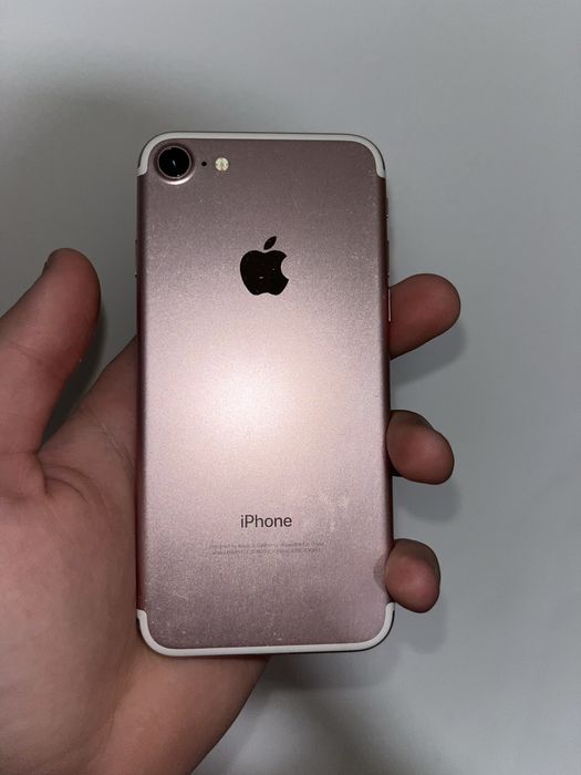 Продам айфон 7 128 гб акб 100