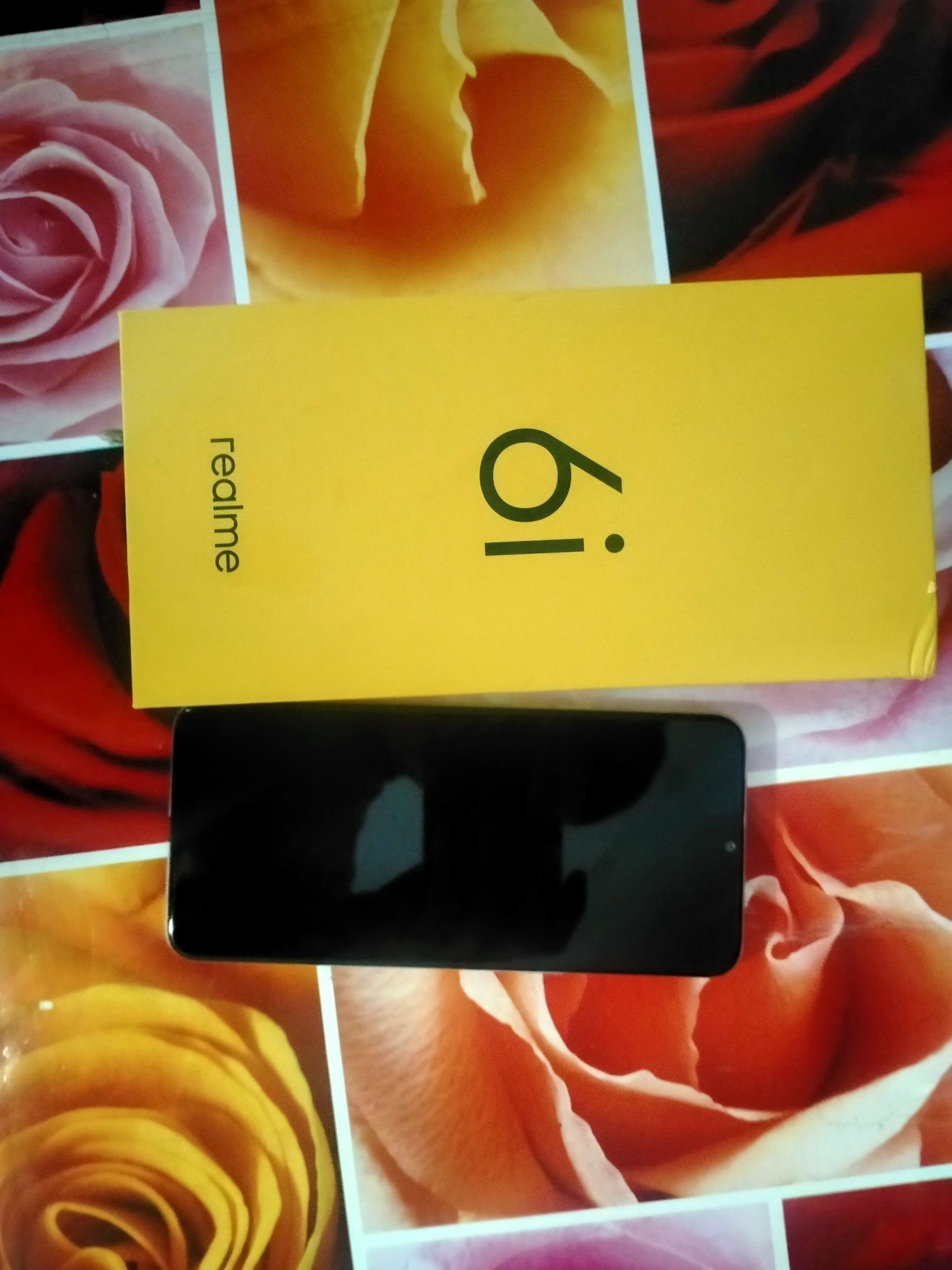 Продам Realme 6i