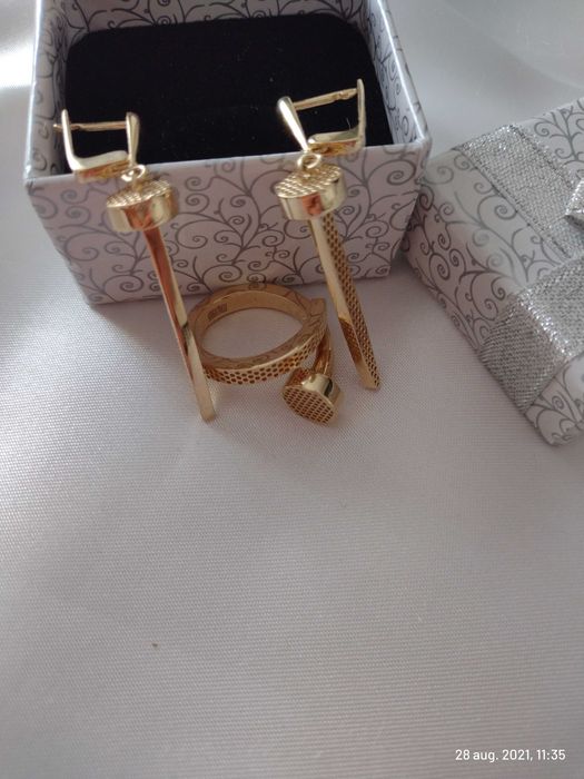 Inel cercei Cartier aur