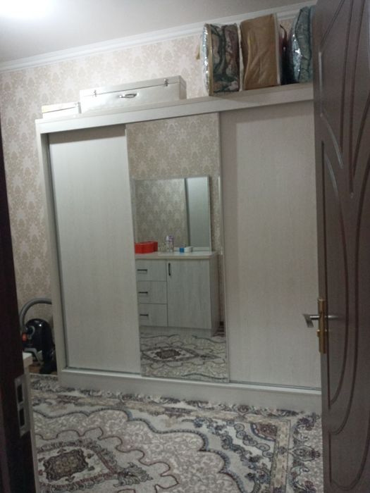 Yotoqhona mebeli sotiladi