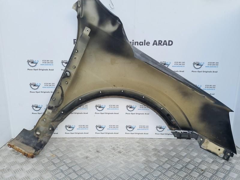 Aripa fata stanga cu bandou Opel Antara