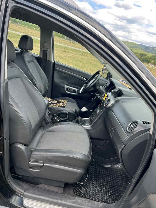 Opel Antara se vinde sau schimb