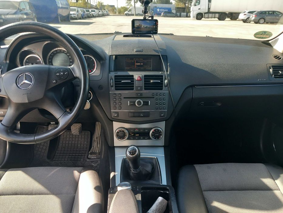 Mercedes Benz C220